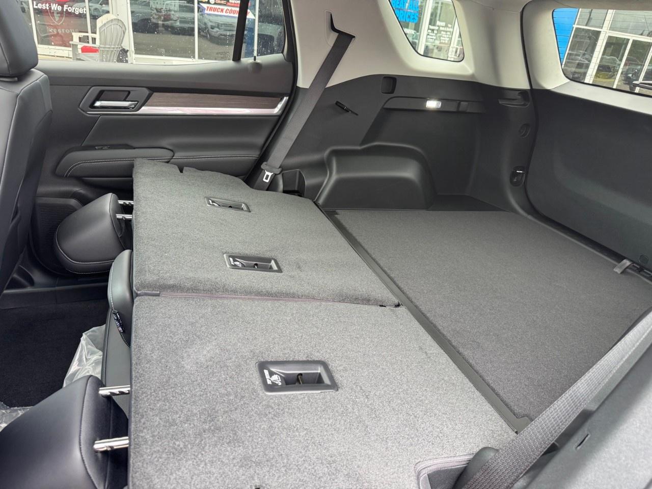 2027 GMC Terrain AWD Denali Photo