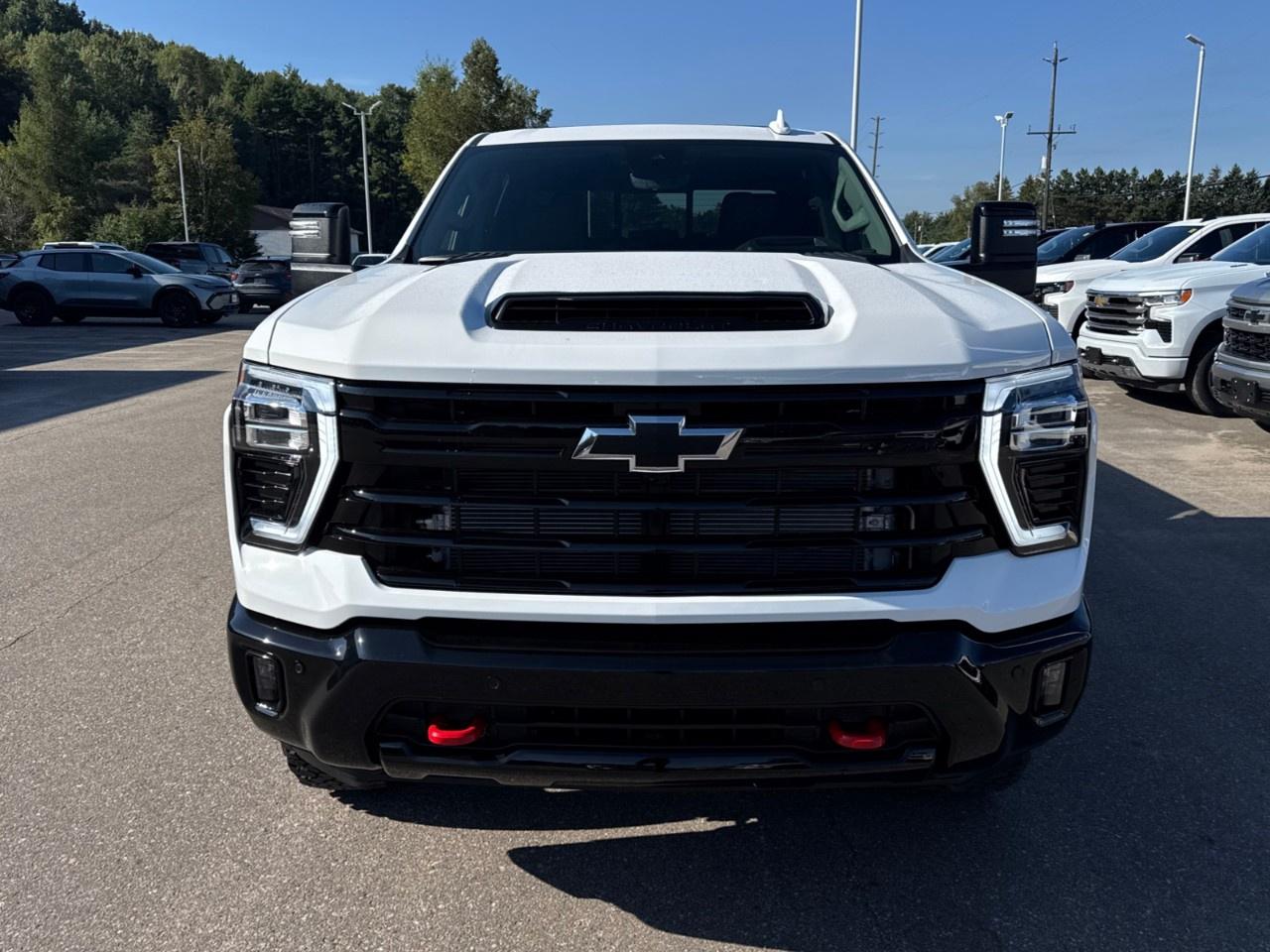 2026 Chevrolet SILVERADO 2500HD 4WD Crew Cab Standard Box LTZ Photo