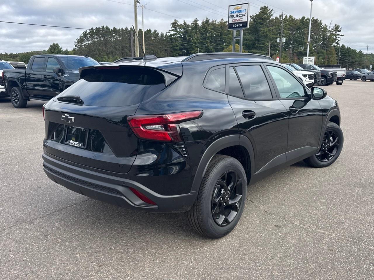 2026 Chevrolet Trax Fwd 4dr Lt Photo