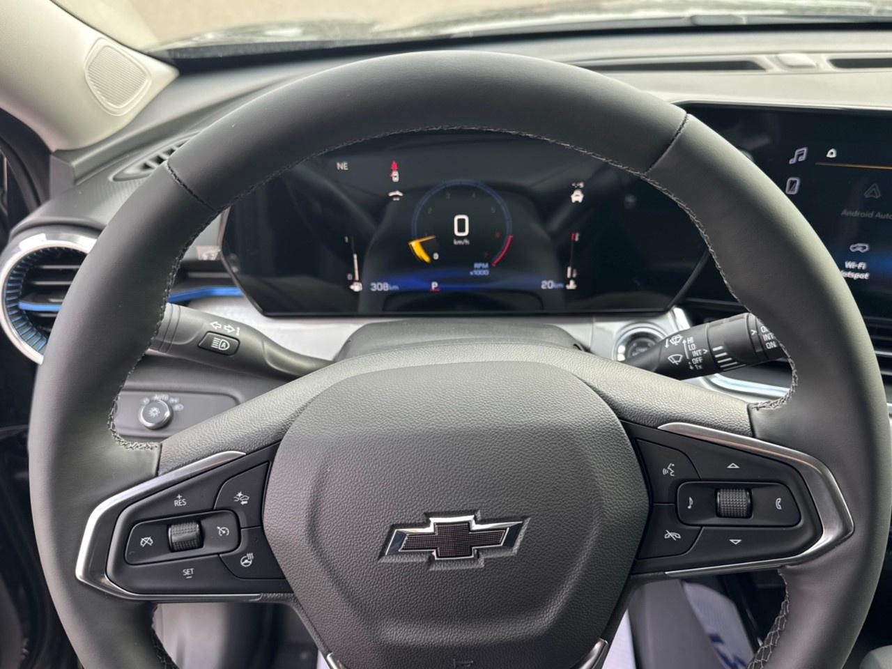 2026 Chevrolet Trax Fwd 4dr Lt Photo