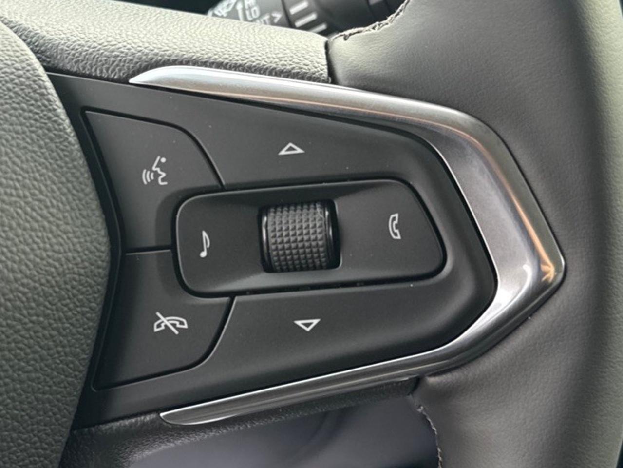 2026 Chevrolet Trax Fwd 4dr Lt Photo