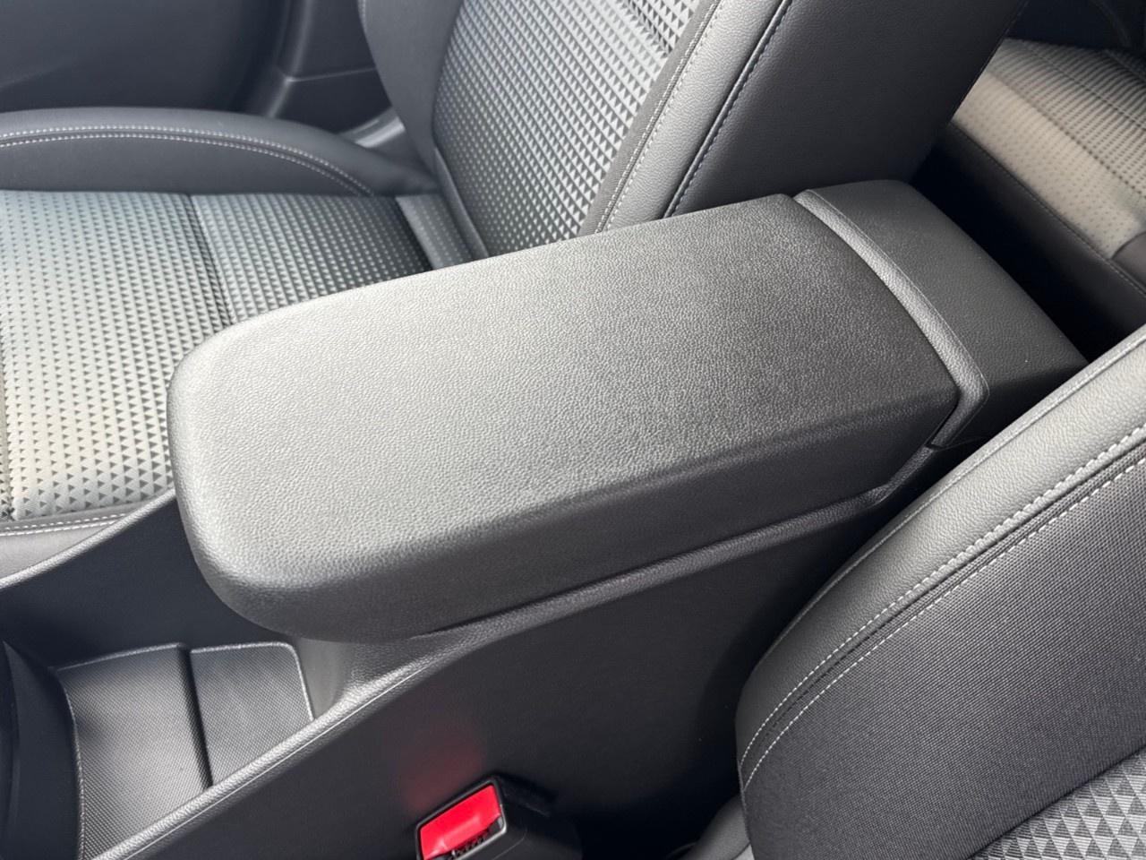 2026 Chevrolet Trax Fwd 4dr Lt Photo