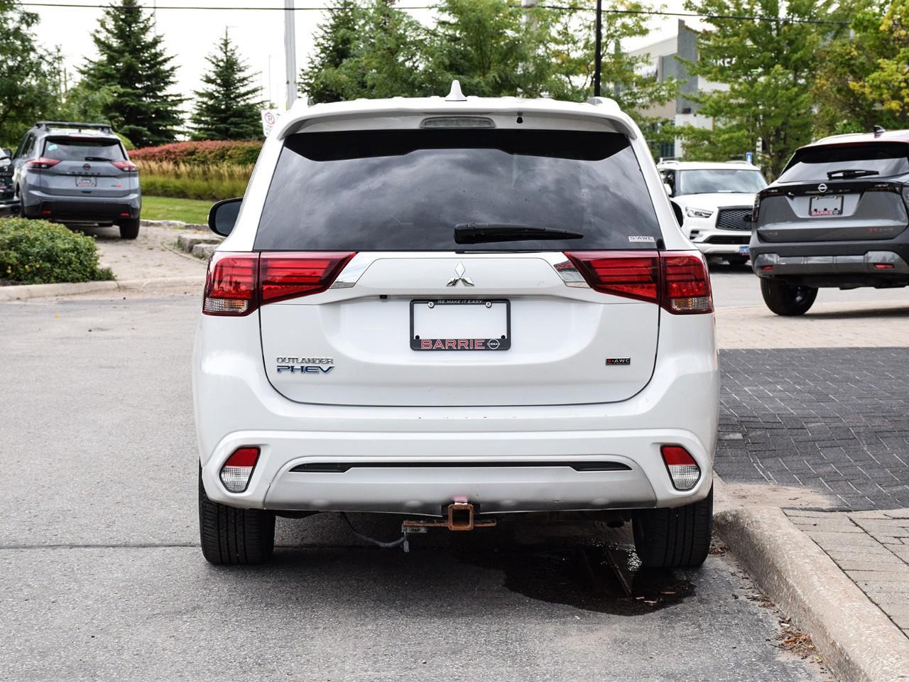 2021 Mitsubishi Outlander Plug-In Hybrid SE 4dr S-AWC Photo