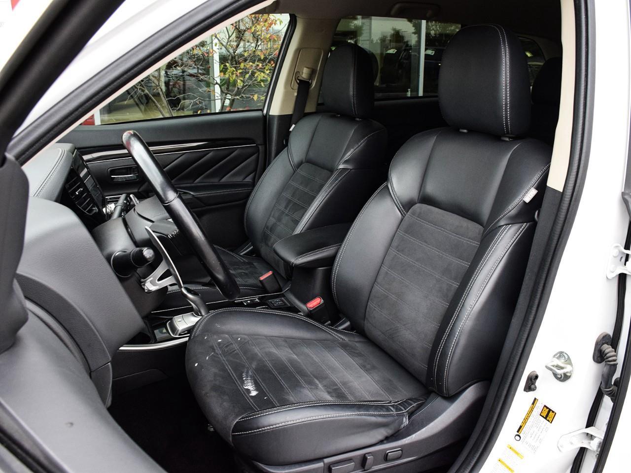 2021 Mitsubishi Outlander Plug-In Hybrid SE 4dr S-AWC Photo