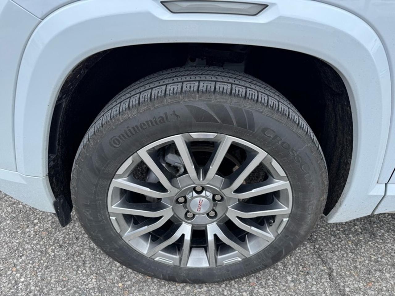 2026 GMC Terrain AWD Denali Photo
