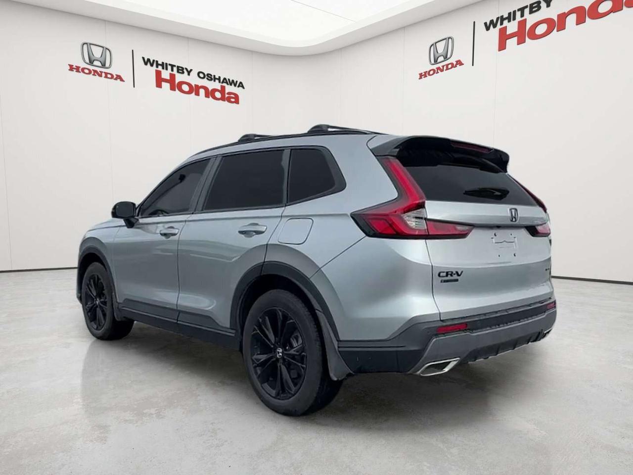 2026 Honda CR-V Touring Photo4