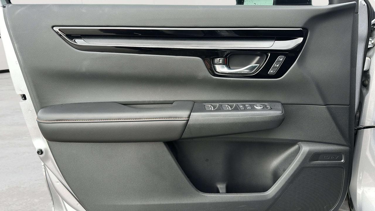 2026 Honda CR-V Touring Photo