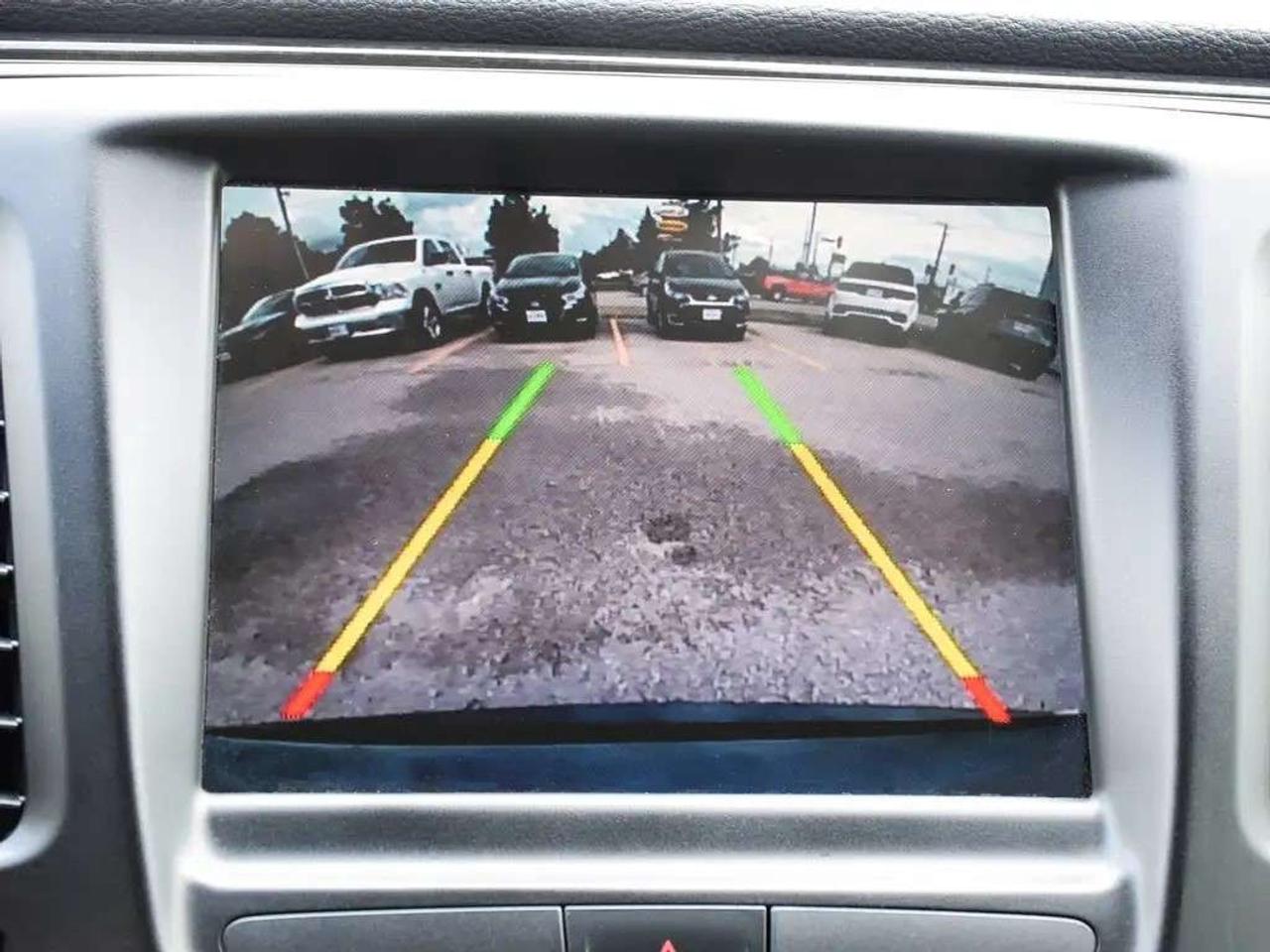 2015 Chrysler 200 C ~Nav ~Heated Leather ~Moonroof ~Bluetooth ~Cam Photo