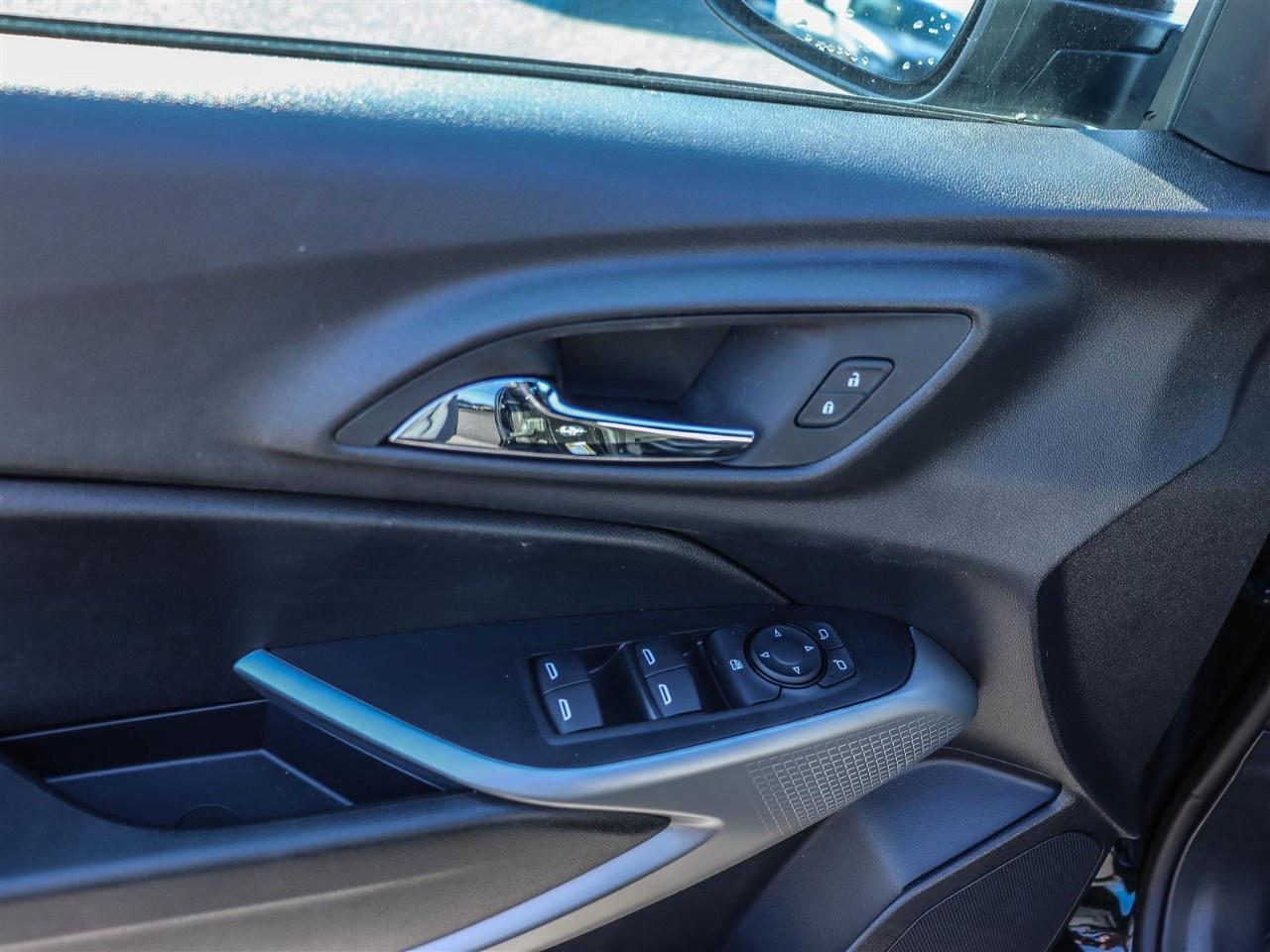 2026 Chevrolet Trax FWD 4dr 1RS Photo