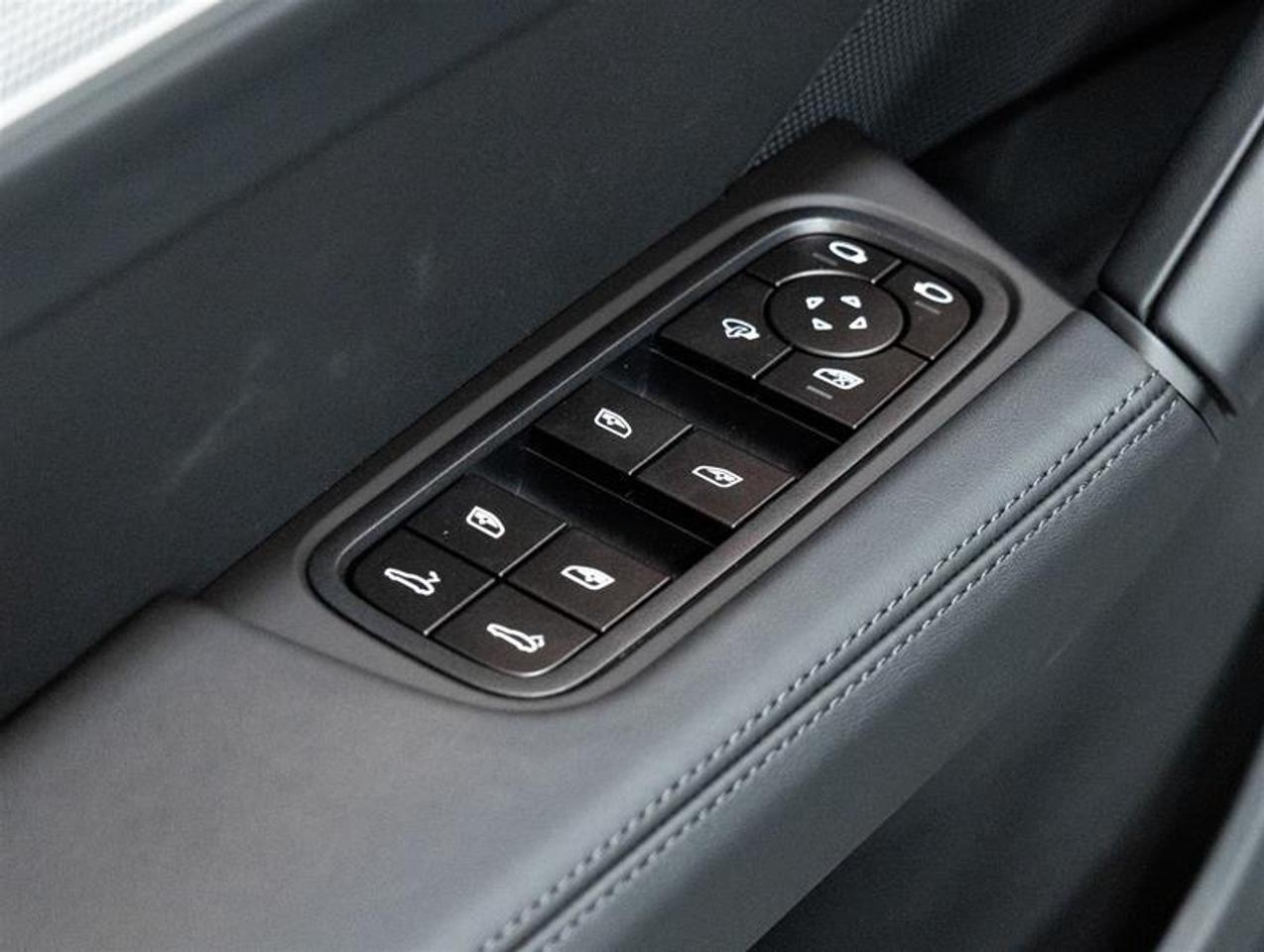 2026 Porsche Cayenne  Photo