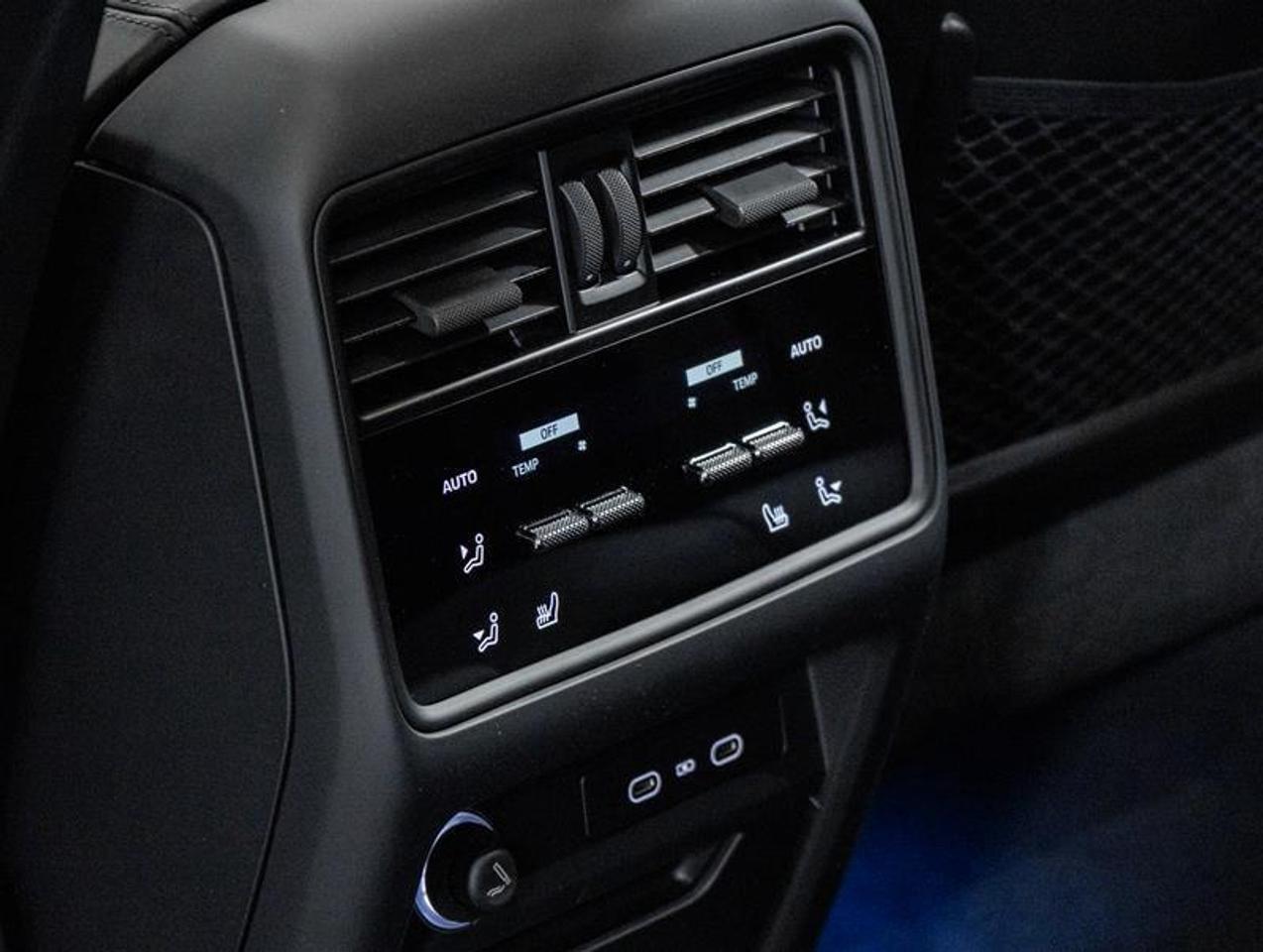 2026 Porsche Cayenne  Photo