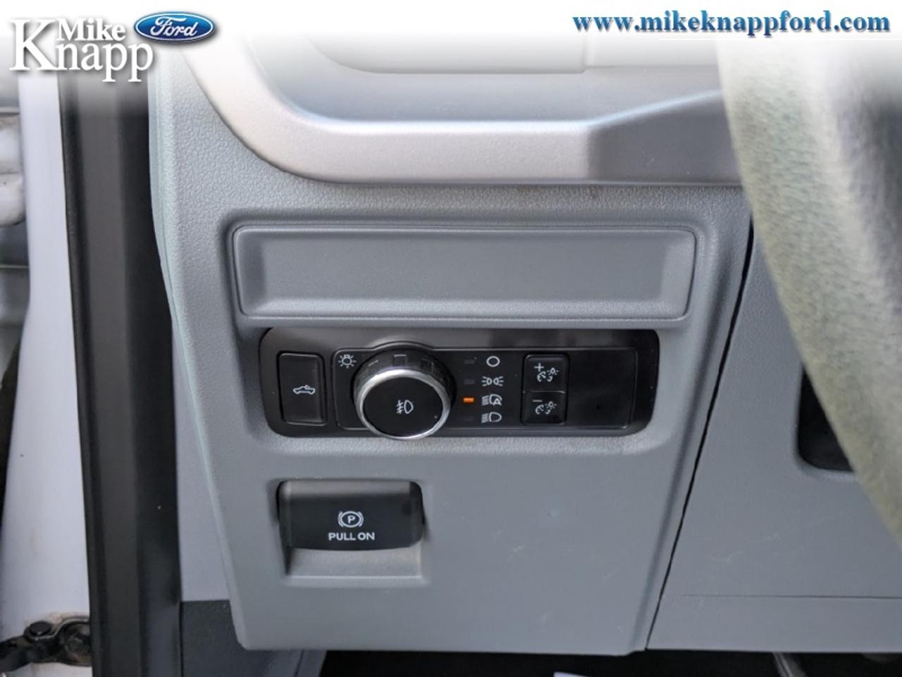 2023 Ford F-150 XLT Photo