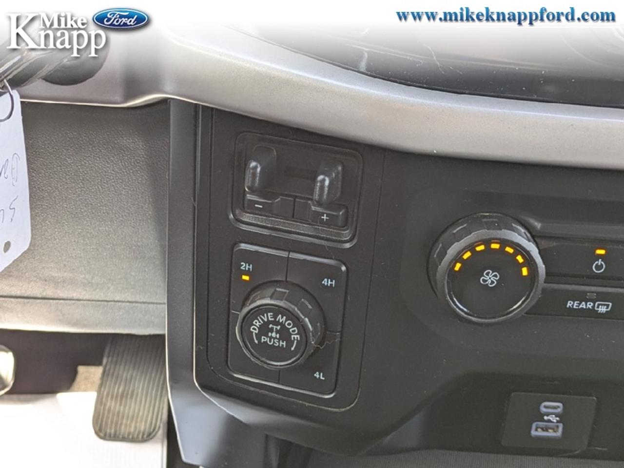 2023 Ford F-150 XLT Photo
