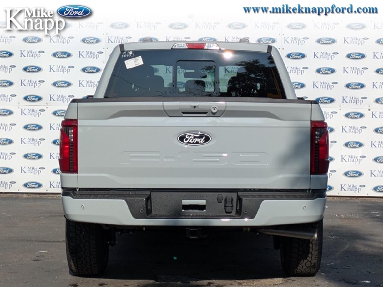 2026 Ford F-150 XLT Photo3