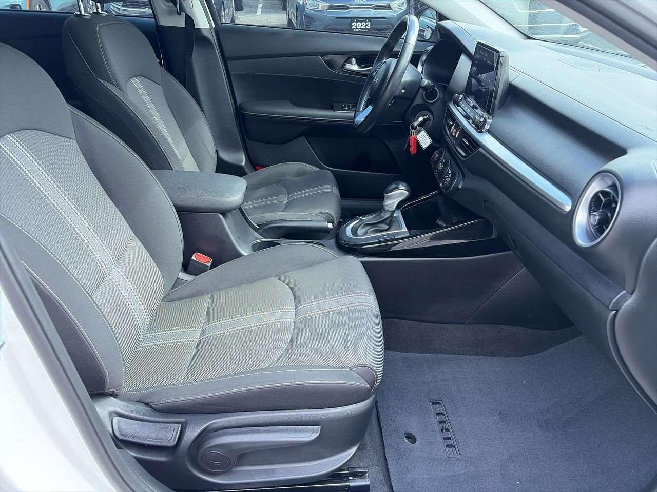 2024 Kia Forte EX+ IVT CPO AVAILABLE   ONE OWNER   NO ACCIDENTS   LOW KMS   BACKUP CAM   SUNROOF   WIRELESS PHONE CHARGER Photo