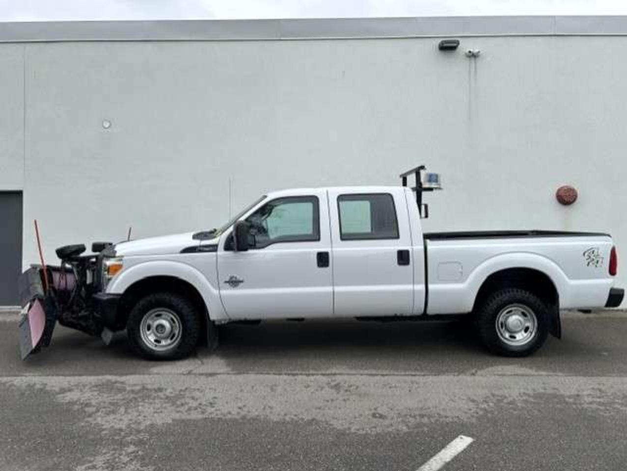 2013 Ford F-250 4WD 6.7L POWER STROKE DIESEL-WESTERN V SNOW PLOW!! Photo1