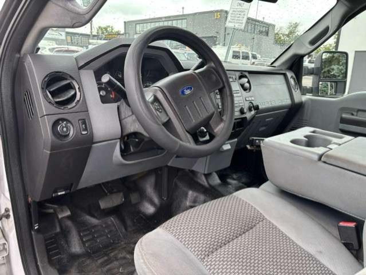2013 Ford F-250 4WD 6.7L POWER STROKE DIESEL-WESTERN V SNOW PLOW!! Photo