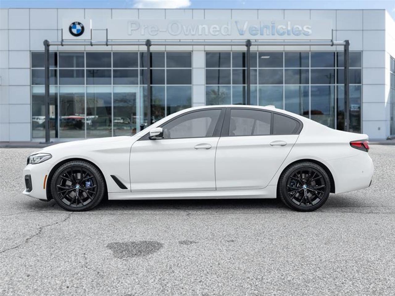 2023 BMW 530 i xDrive 4dr All-Wheel Drive Sedan Photo3