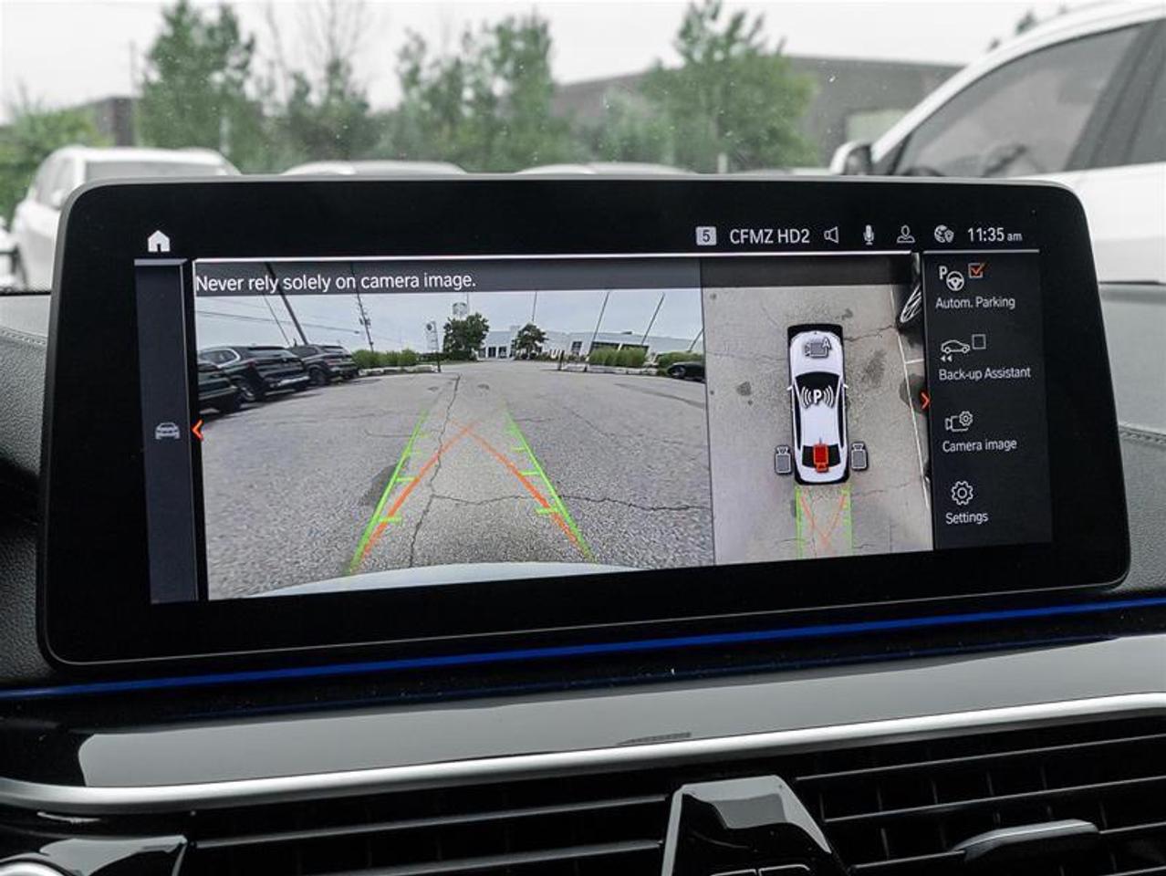 2023 BMW 530 i xDrive 4dr All-Wheel Drive Sedan Photo