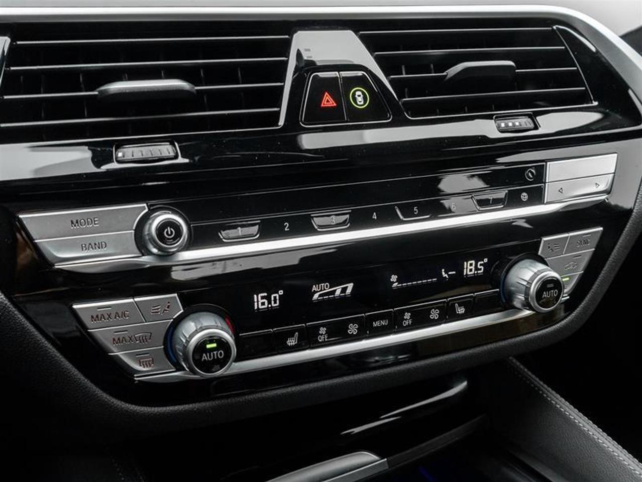 2023 BMW 530 i xDrive 4dr All-Wheel Drive Sedan Photo