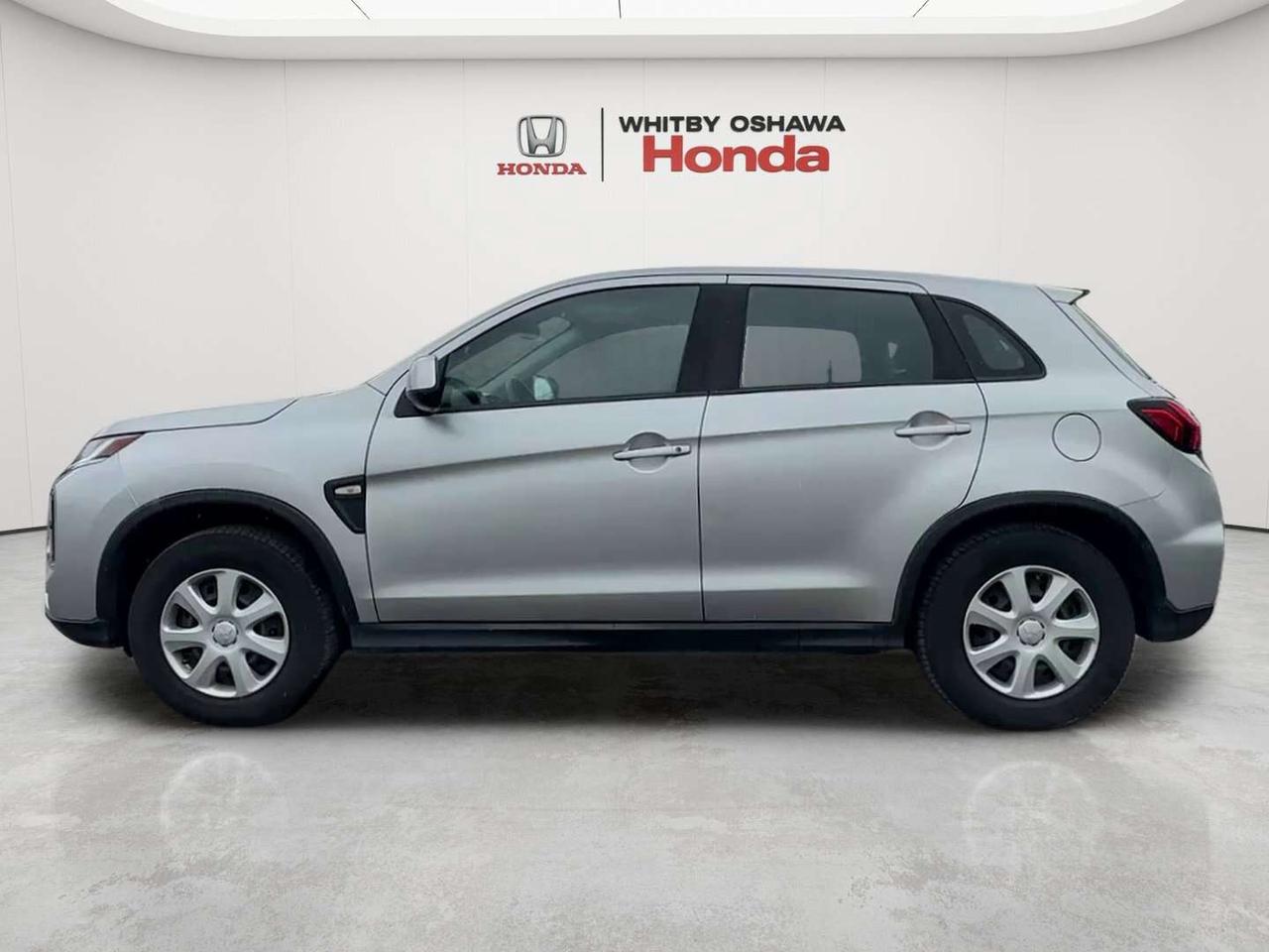 2022 Mitsubishi RVR ES Photo
