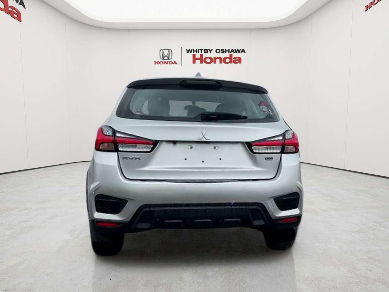 2022 Mitsubishi RVR ES Photo