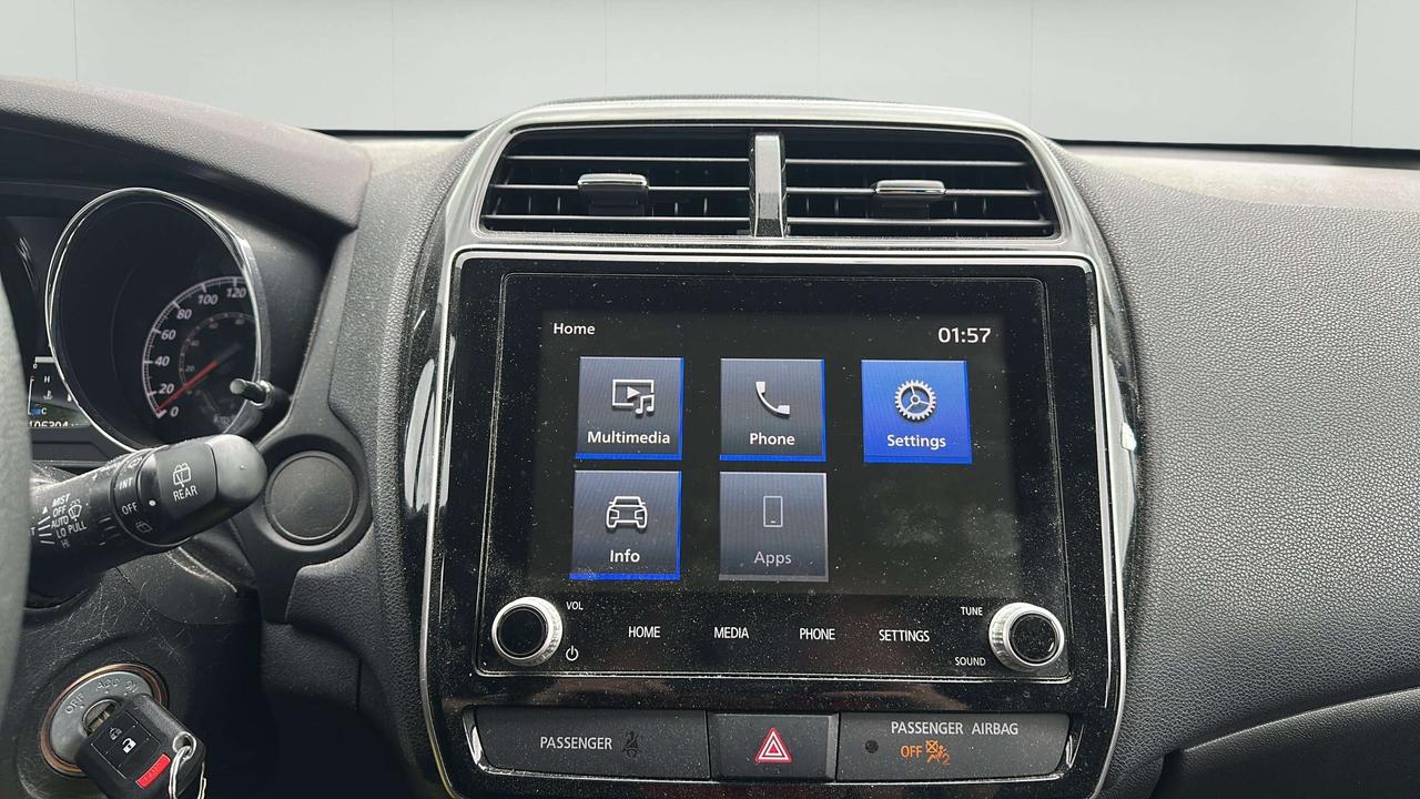 2022 Mitsubishi RVR ES Photo