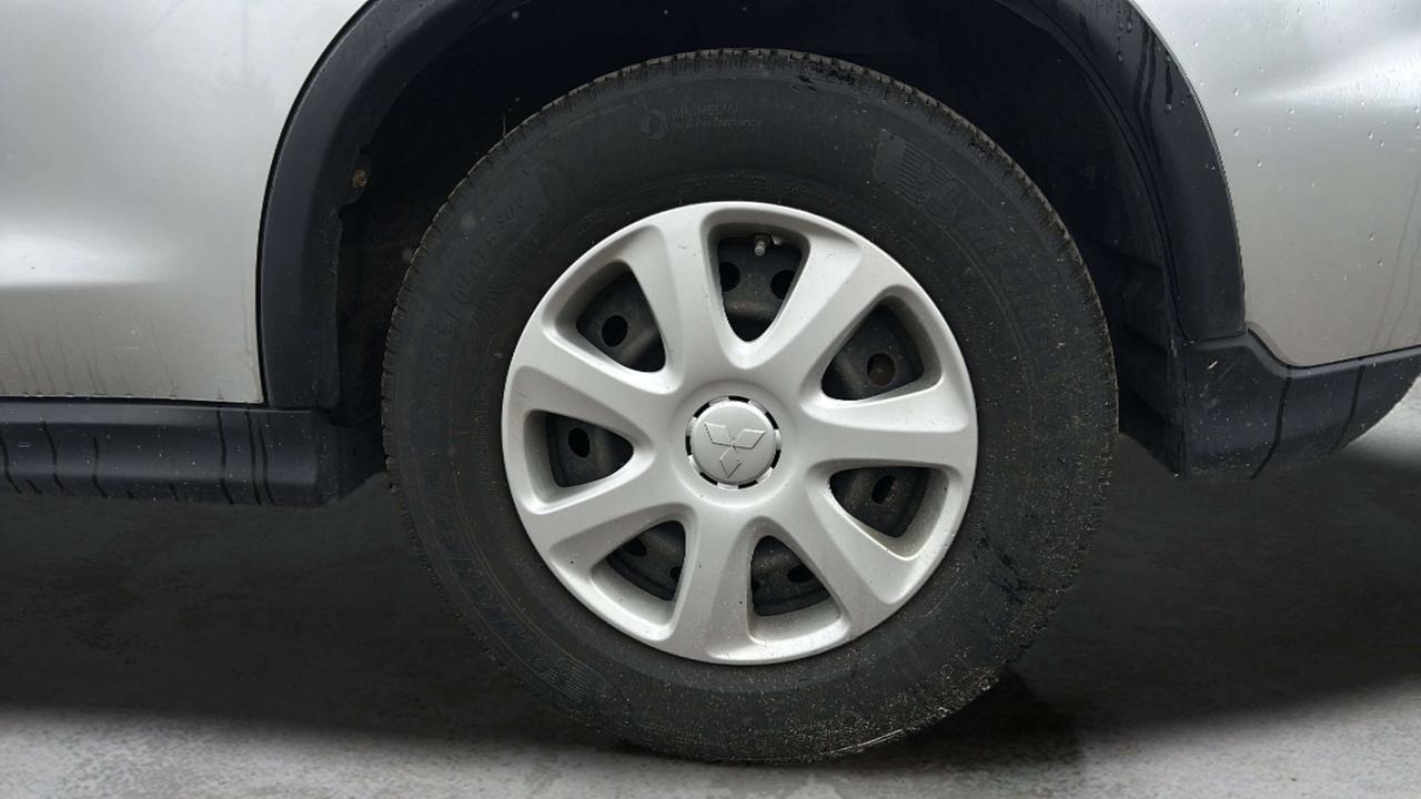 2022 Mitsubishi RVR ES Photo