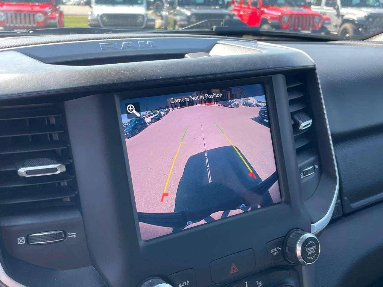 2019 RAM 1500 5.7L V8 HEMI   HTD SEATS   RMT START Photo