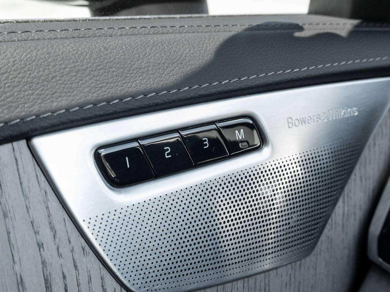 2024 Volvo XC90 ULTIMATE^Bowers & Wilkins^6 Seater^Rate fr 2.99%* Photo