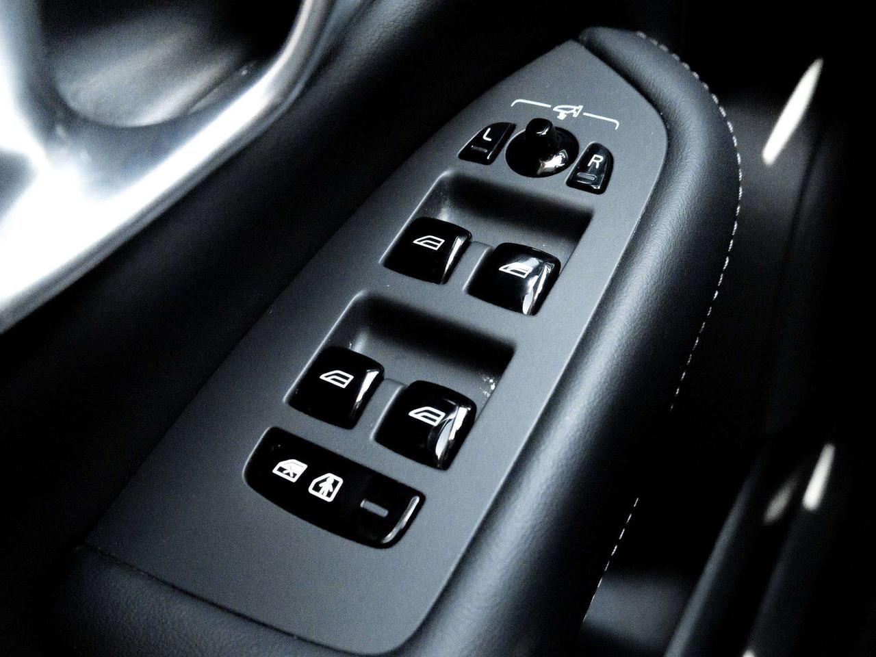 2024 Volvo XC90 ULTIMATE^Bowers & Wilkins^6 Seater^Rate fr 2.99%* Photo