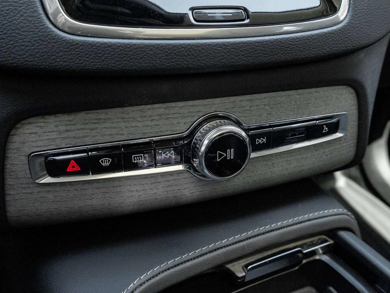 2024 Volvo XC90 ULTIMATE^Bowers & Wilkins^6 Seater^Rate fr 2.99%* Photo