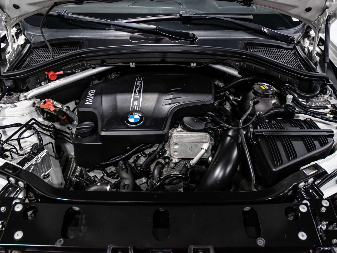 2017 BMW X3 xDrive PREMIUM ENHANCED HEADS UP BLIND SPOTS Photo