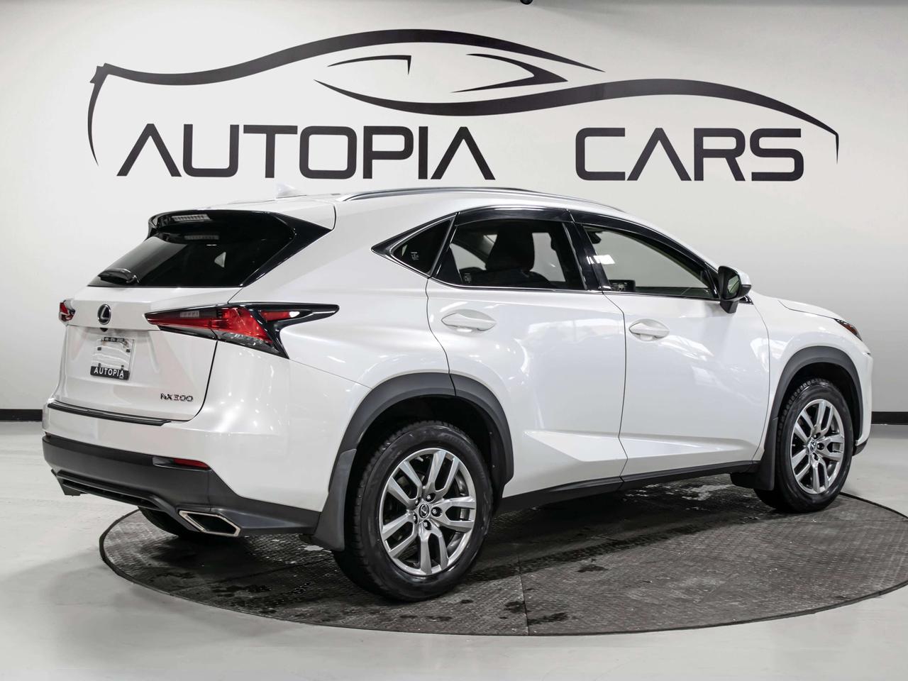 2021 Lexus NX NX300 ACCIDENT-FREE RED INTER COOLED HEATED SEATS Photo