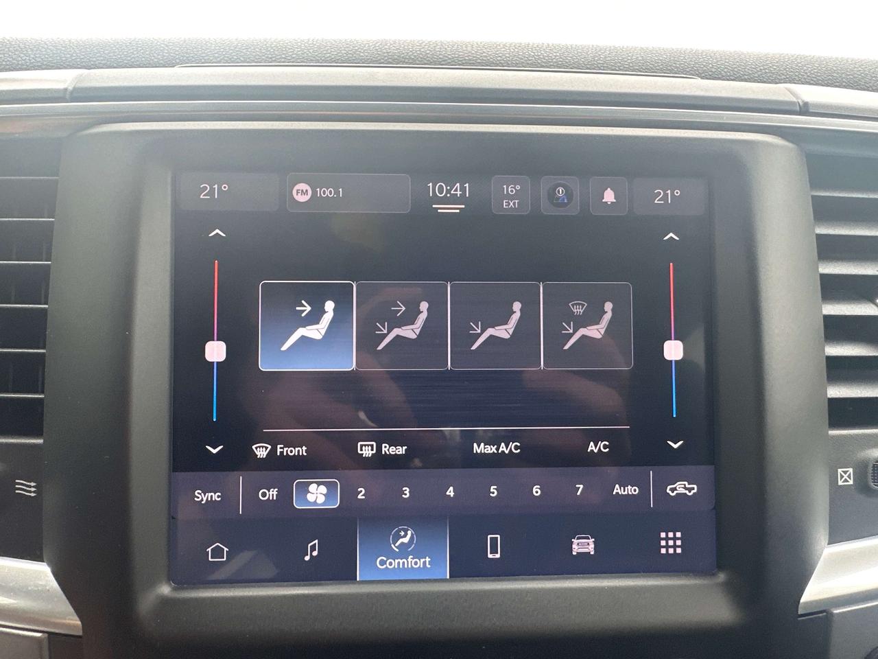 2022 RAM 1500 Warlock Photo