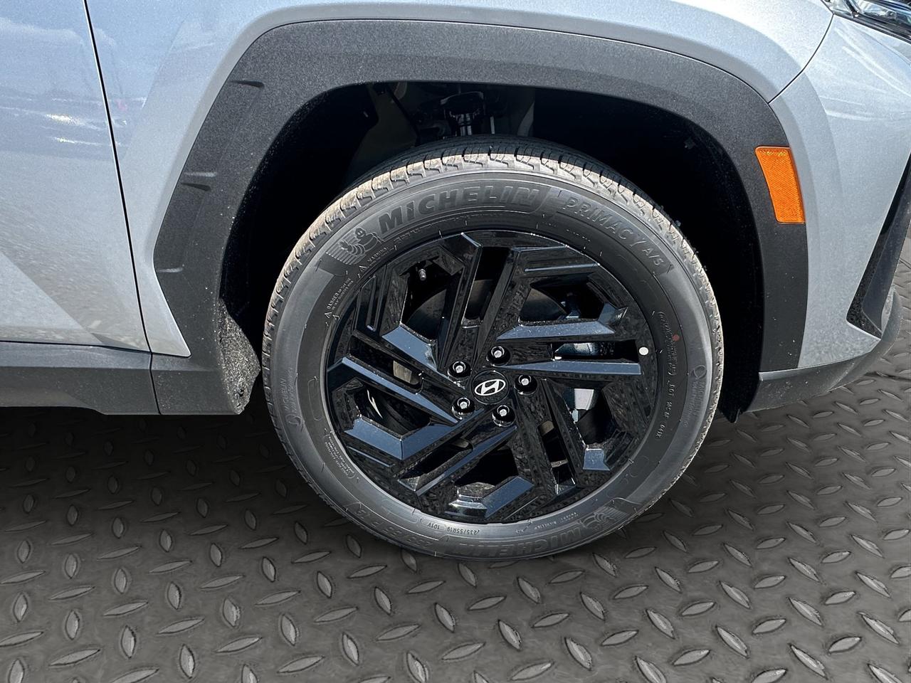2026 Hyundai Tucson Hybrid Night Edition Photo