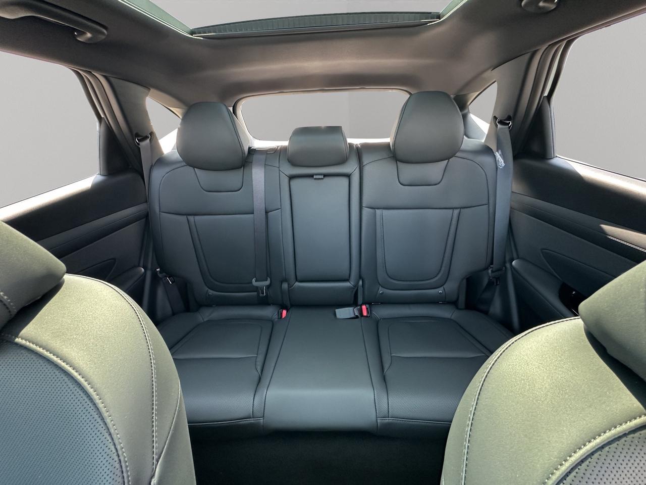 2026 Hyundai Tucson Hybrid Night Edition Photo