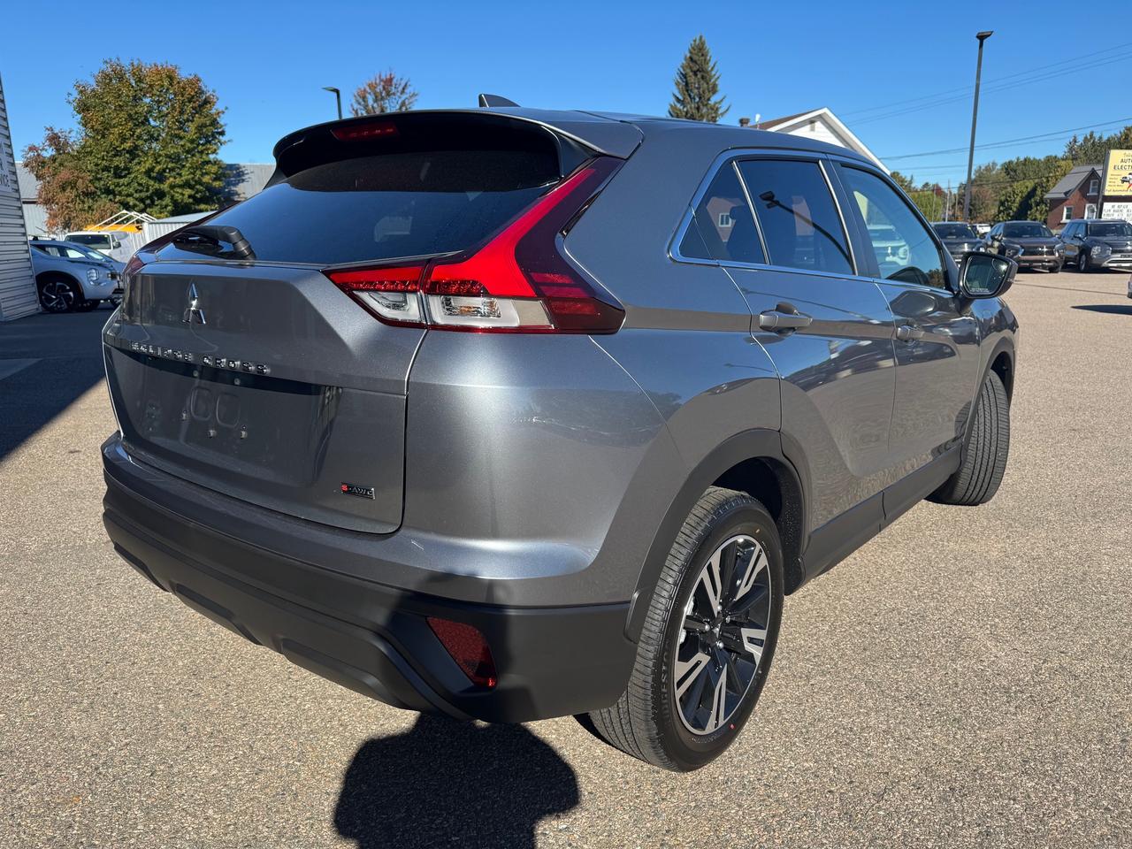 2026 Mitsubishi Eclipse Cross ES 4dr S-AWC Photo