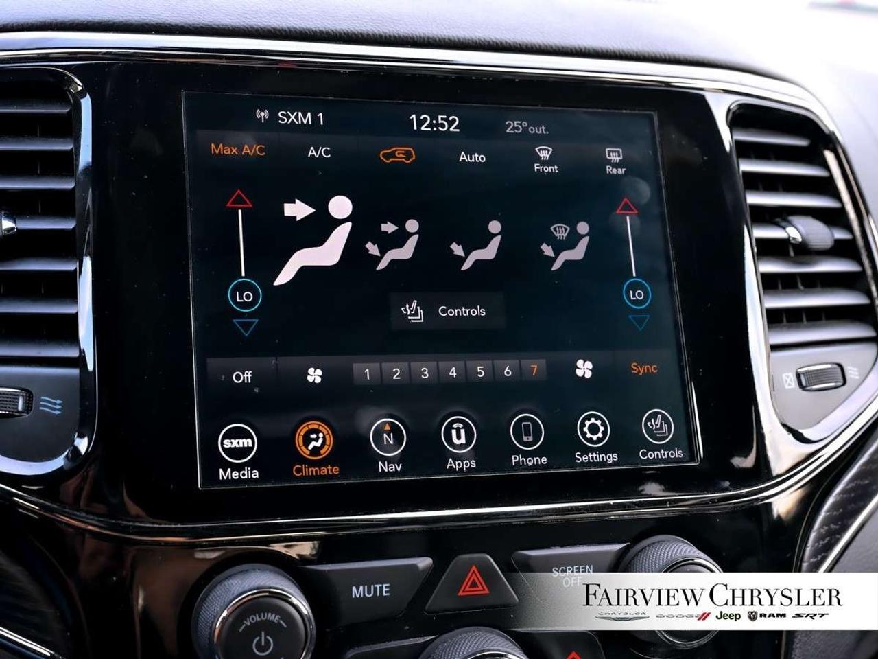 2021 Jeep Grand Cherokee High Altitude 4x4 PANO ROOF   LEATHER   NAV   HARMAN KARDON   BLIND SPOT   APPLE CARPLAY Photo