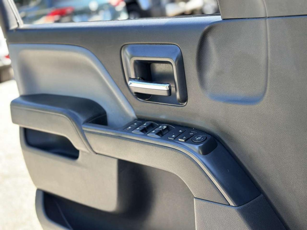 2018 GMC Sierra 1500 SLE Photo