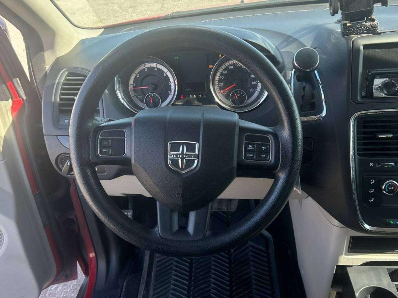 2016 Dodge Grand Caravan CANADA VALUE PACKAGE Photo
