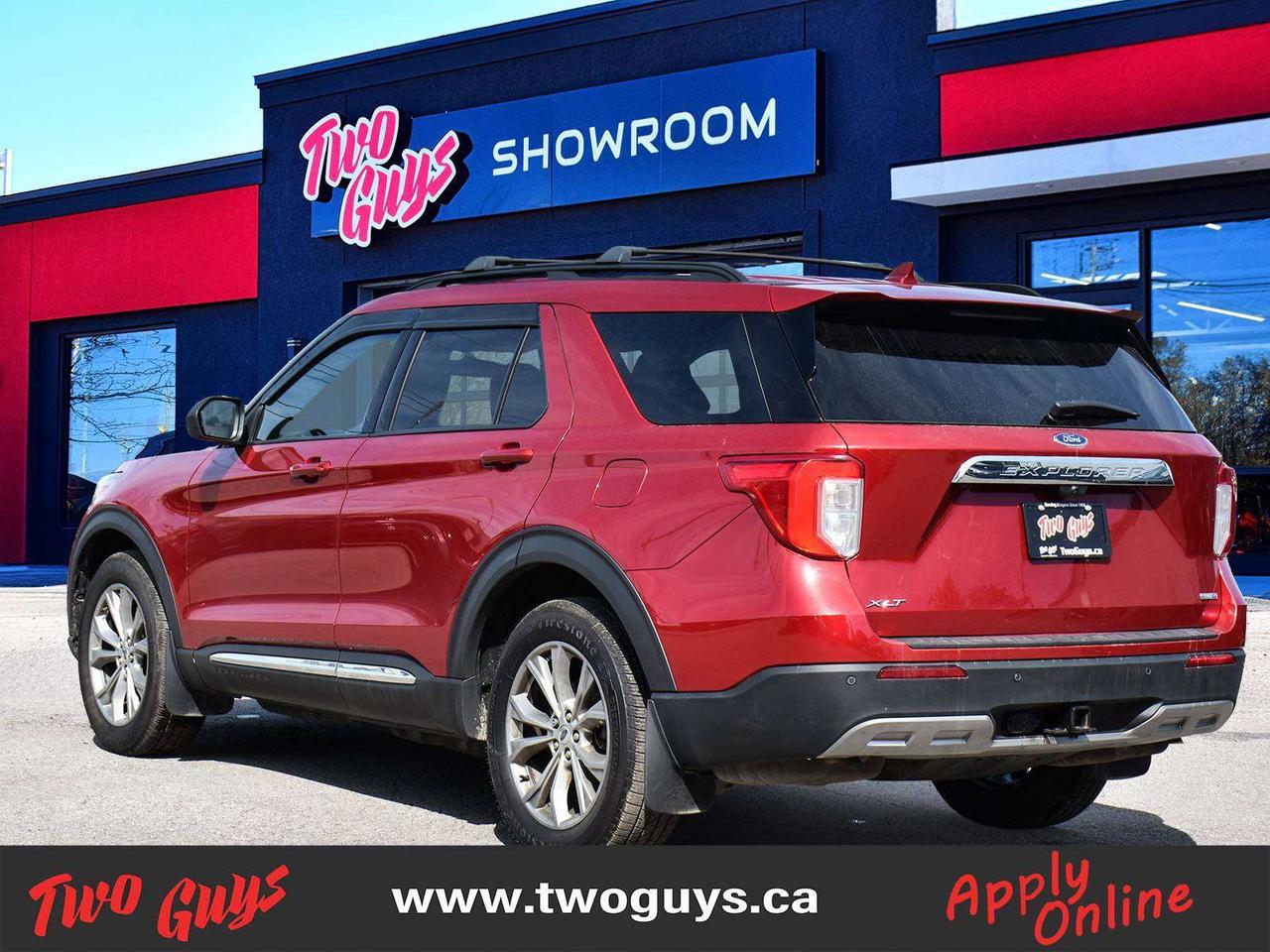 2020 Ford Explorer XLT Photo