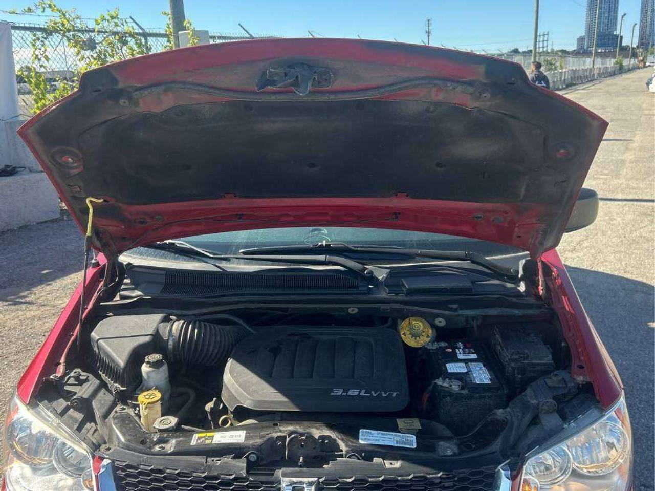 2016 Dodge Grand Caravan SXT Premium Plus Photo