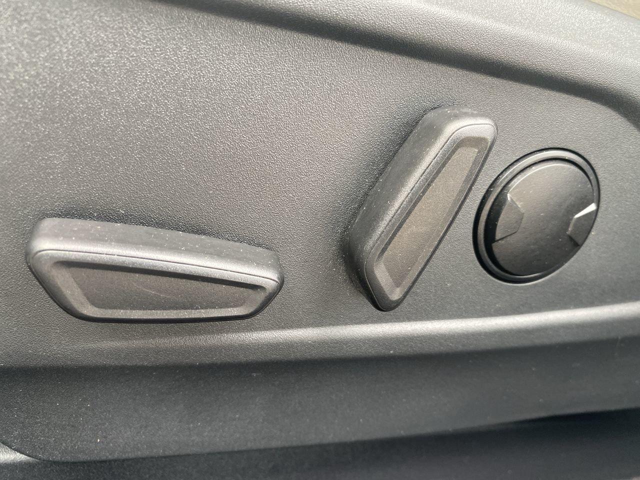 2022 Ford Mustang Mach-E Premium Photo