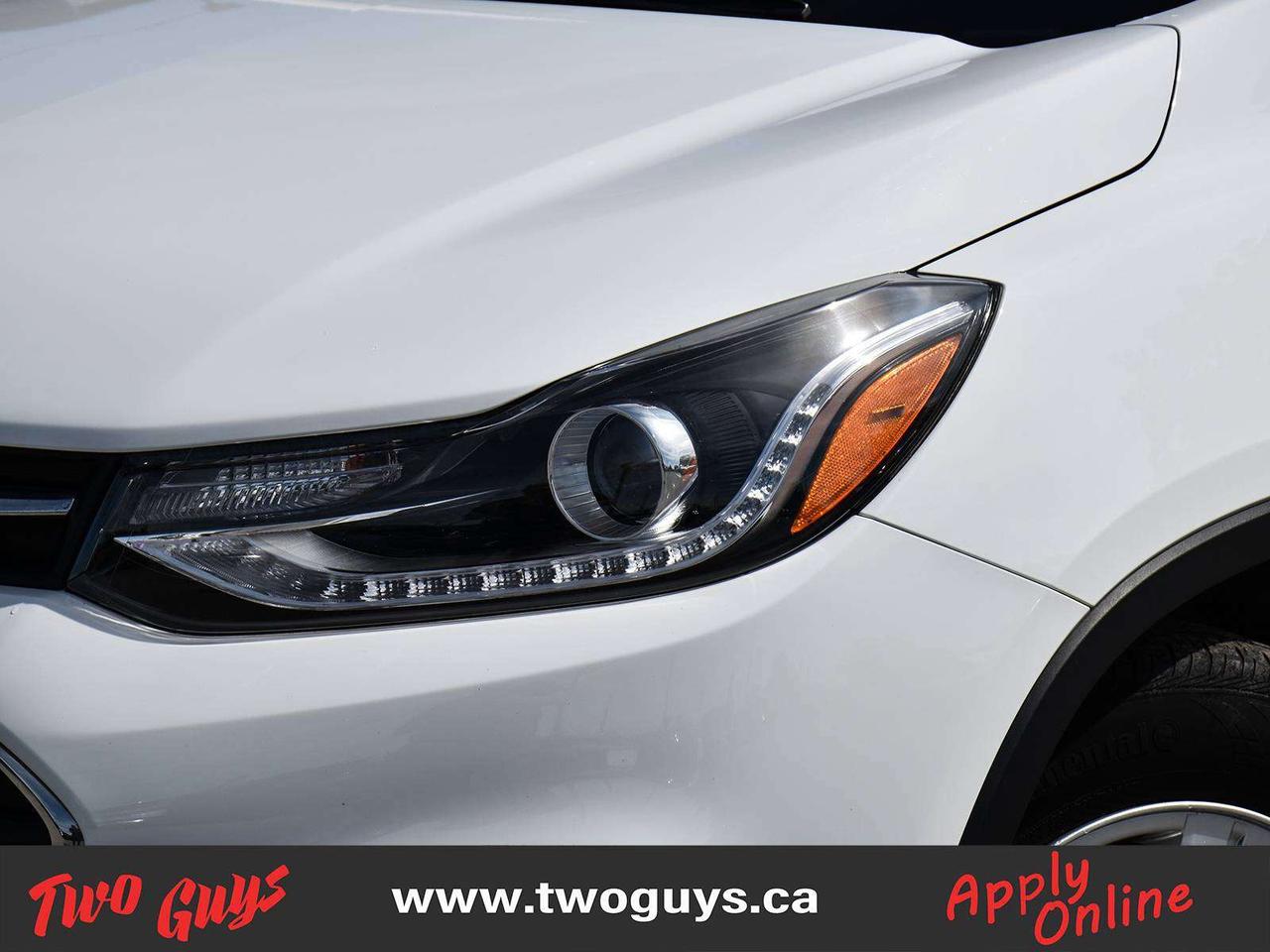 2022 Chevrolet Trax LT Photo