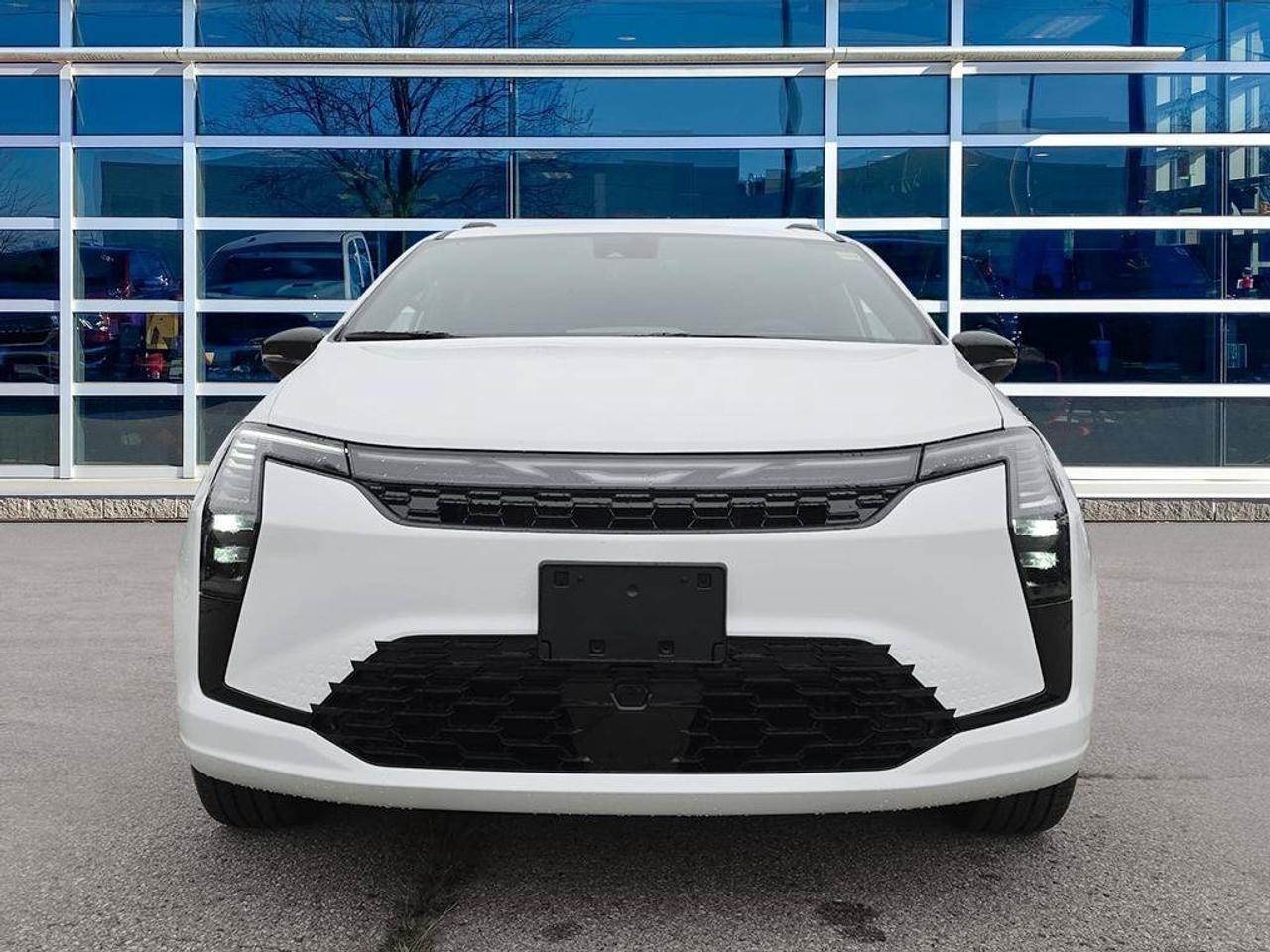 2027 Chrysler Pacifica Limited| TRAILER TOW|AWD|HEATED STEERING WHEEL| Photo