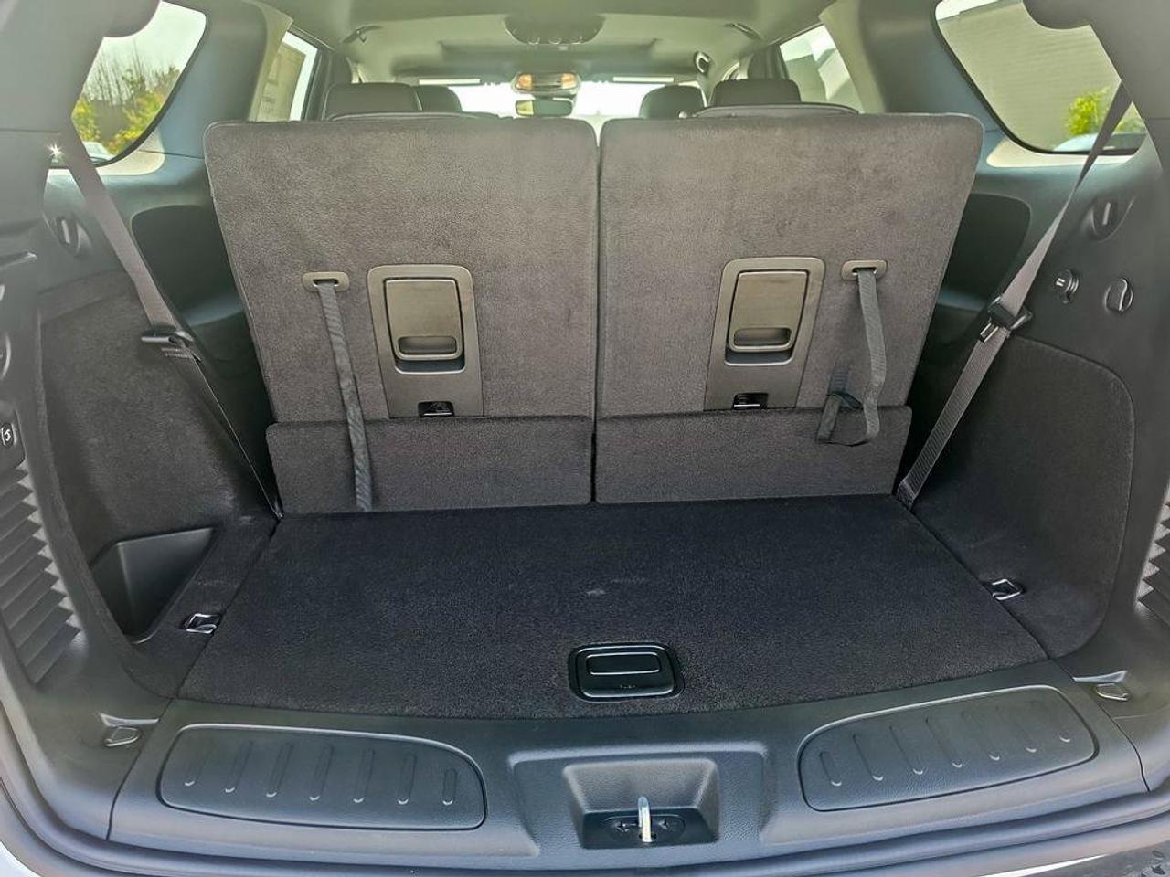 2027 Dodge Durango GT HEMI V8 Plus/BLACKTOP/SUNROOF/HEATED SEATS/TRAILER TOW Photo