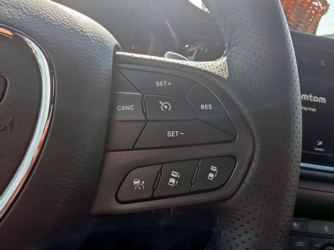 2027 Dodge Durango GT HEMI V8 Plus/BLACKTOP/SUNROOF/HEATED SEATS/TRAILER TOW Photo
