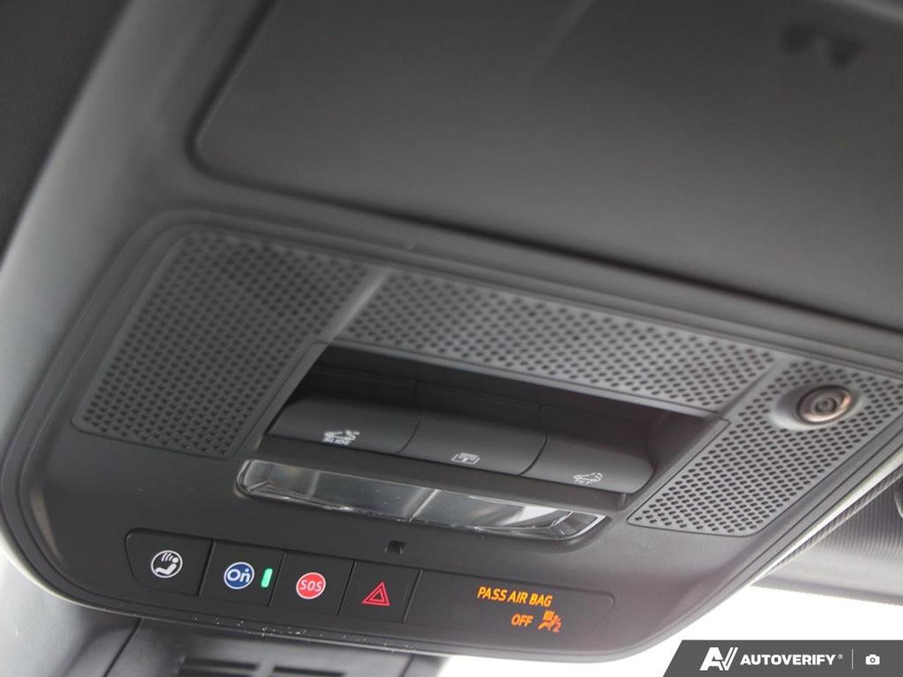 2027 GMC Terrain AWD AT4 Photo