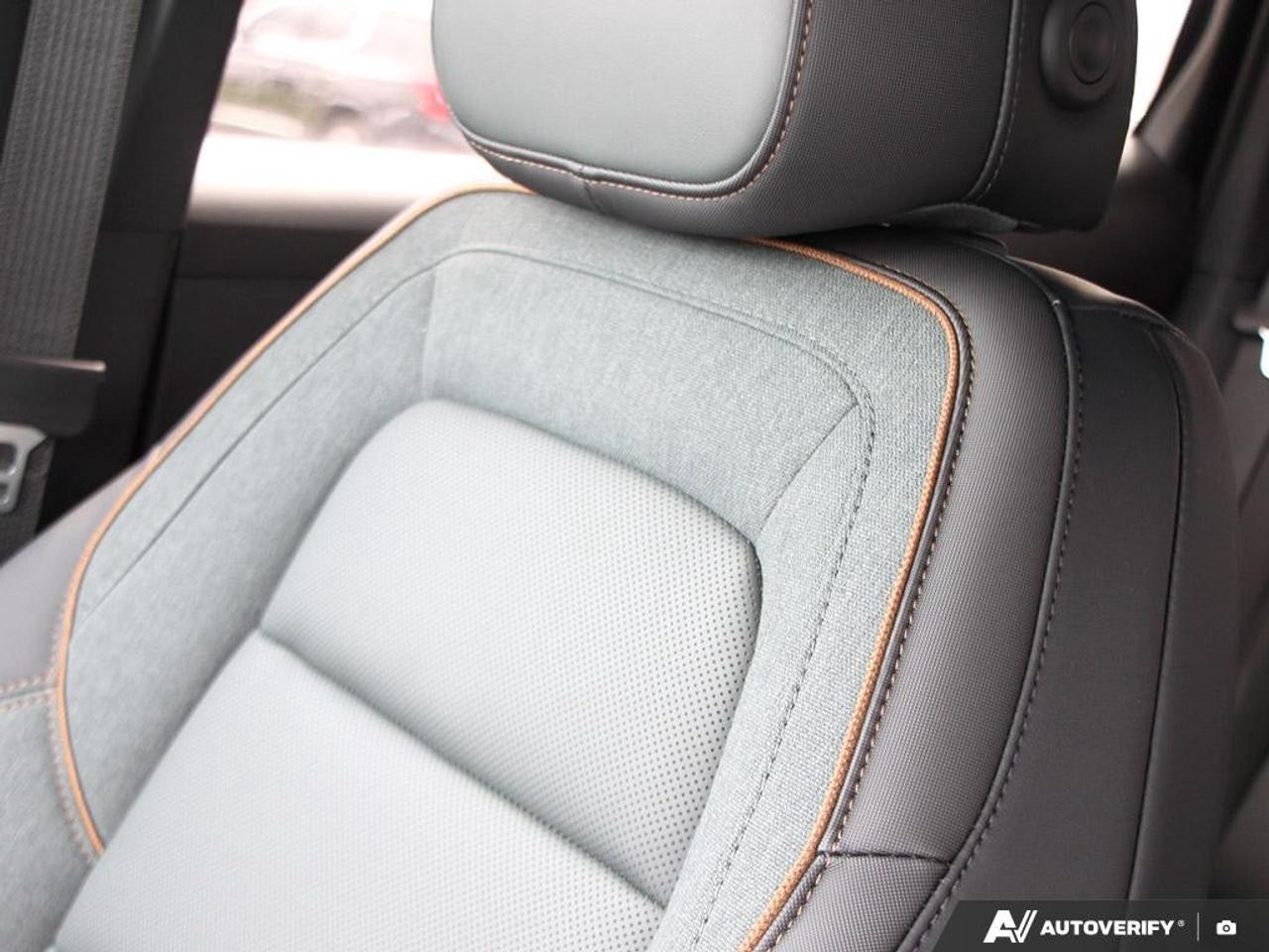2027 GMC Terrain AWD AT4 Photo